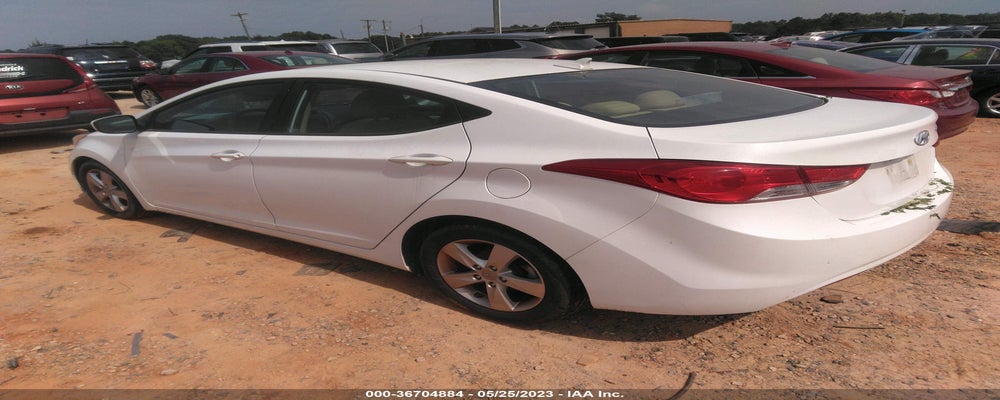 5NPDH4AE0DH310539 2013 HYUNDAI ELANTRA photo no. 3