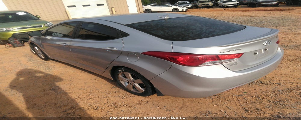 KMHDH4AE6DU515588 2013 HYUNDAI ELANTRA photo no. 3