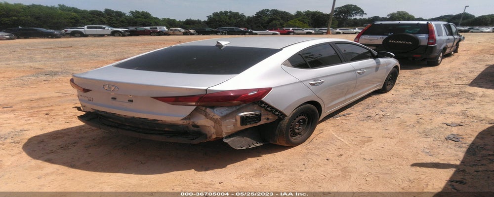 KMHD74LF1HU109474 2017 HYUNDAI ELANTRA photo no. 4