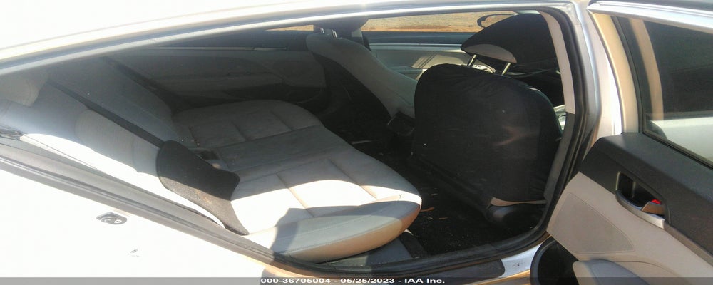 KMHD74LF1HU109474 2017 HYUNDAI ELANTRA photo no. 8
