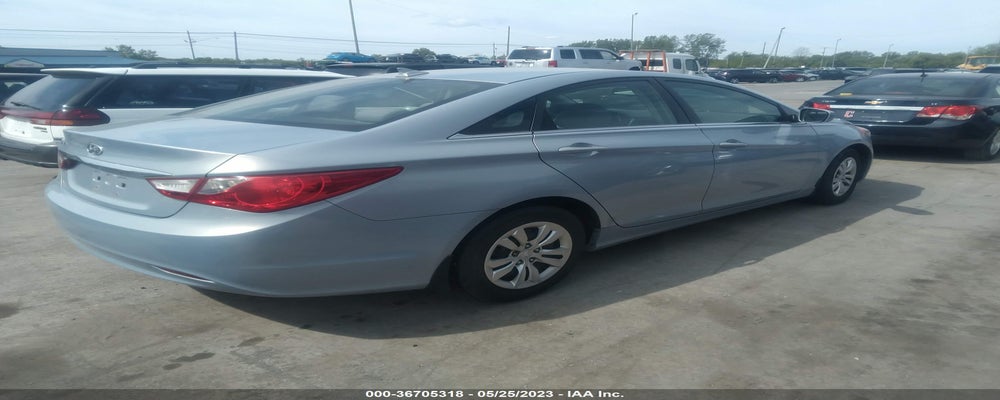 5NPEB4AC7CH456147 2012 HYUNDAI SONATA photo no. 4