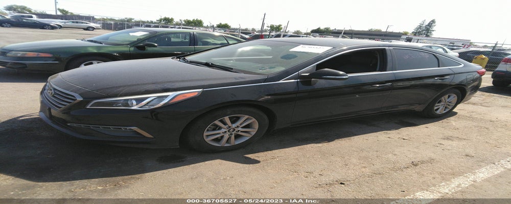 5NPE24AA7GH353394 2016 HYUNDAI SONATA photo no. 2