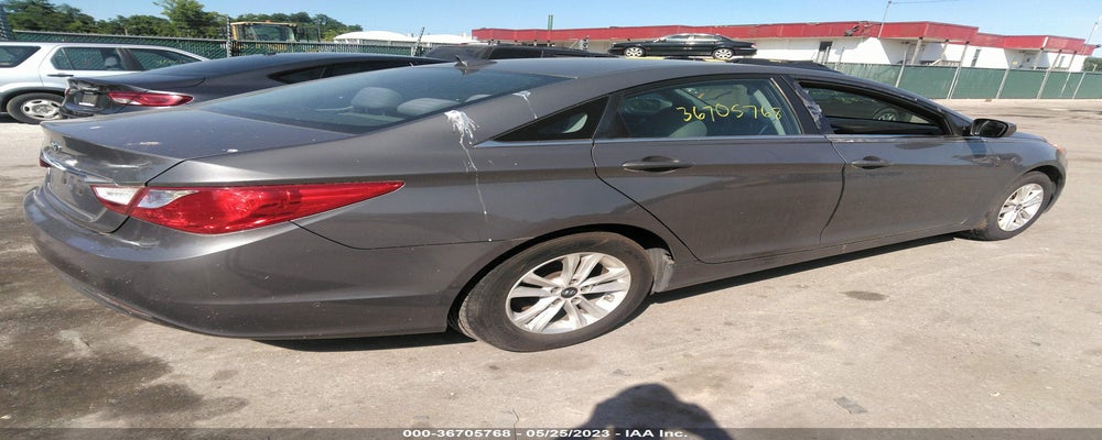 5NPEB4AC6DH705653 2013 HYUNDAI SONATA photo no. 4