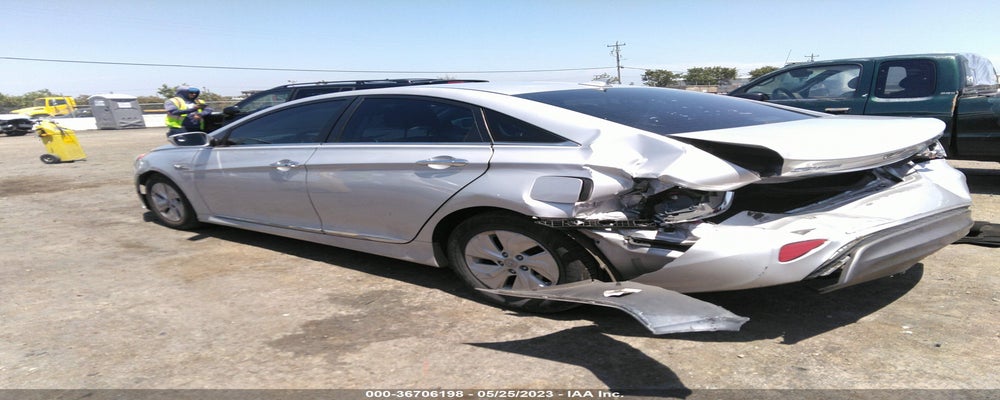 KMHEC4A42EA110311 2014 HYUNDAI SONATA HYBRID photo no. 3