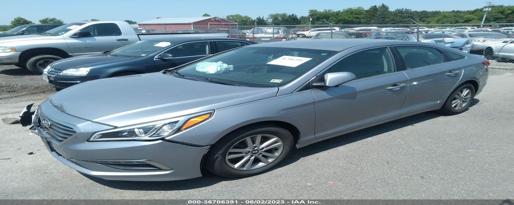 5NPE24AF8FH238281 2015 HYUNDAI SONATA photo no. 2