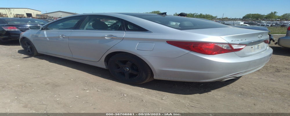 5NPEC4AB3DH806542 2013 HYUNDAI SONATA photo no. 3