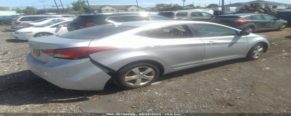 KMHDH4AE8CU475643 2012 HYUNDAI ELANTRA photo no. 4