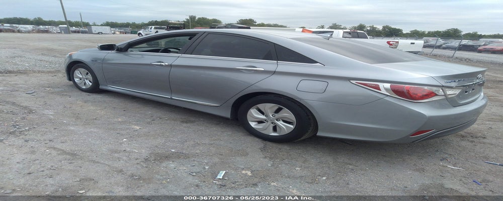 KMHEC4A42FA122671 2015 HYUNDAI SONATA HYBRID photo no. 3