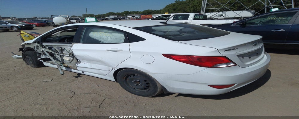 KMHCT4AE2GU092961 2016 HYUNDAI ACCENT photo no. 3