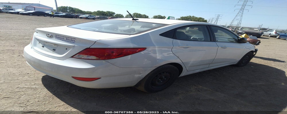 KMHCT4AE2GU092961 2016 HYUNDAI ACCENT photo no. 4