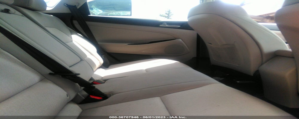 KM8J23A49HU306132 2017 HYUNDAI TUCSON photo no. 8