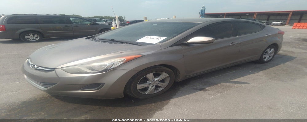 5NPDH4AE8DH359956 2013 HYUNDAI ELANTRA photo no. 2