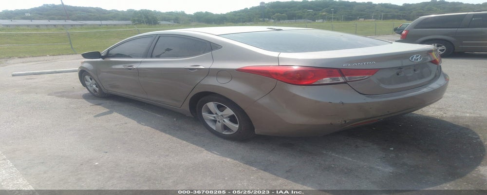 5NPDH4AE8DH359956 2013 HYUNDAI ELANTRA photo no. 3