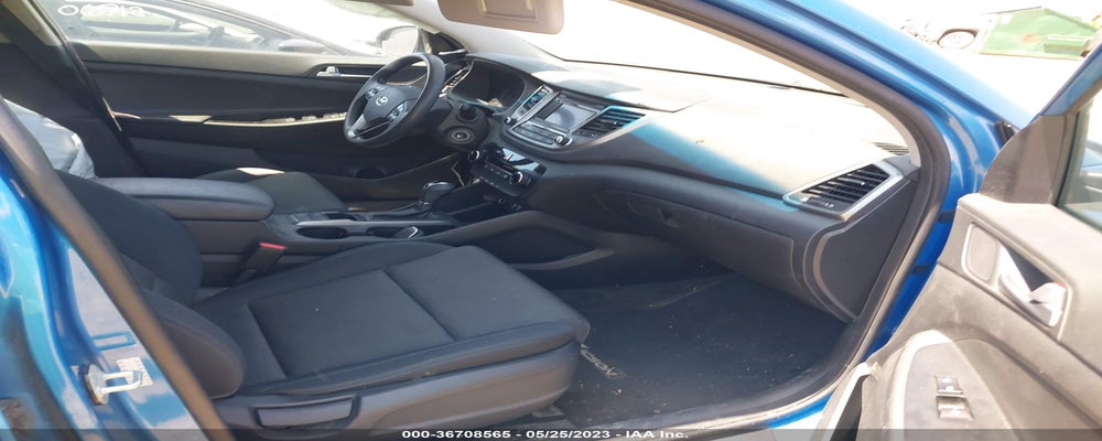 KM8J23A45HU399201 2017 HYUNDAI TUCSON photo no. 5