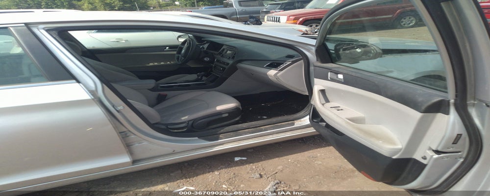 5NPE24AF7HH551986 2017 HYUNDAI SONATA photo no. 5