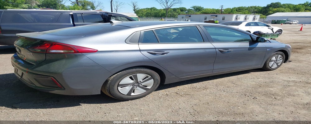 KMHC65LCXKU179489 2019 HYUNDAI IONIQ HYBRID photo no. 4