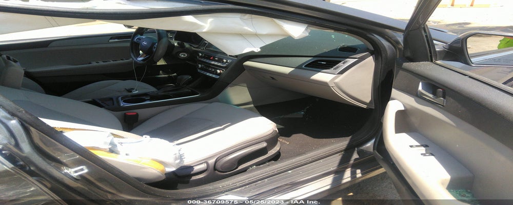 5NPE24AF4JH675428 2018 HYUNDAI SONATA photo no. 5