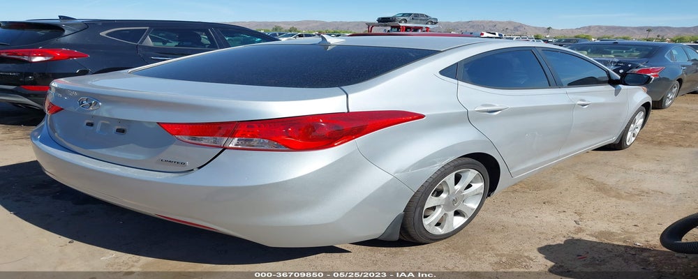 KMHDH4AE8DU849010 2013 HYUNDAI ELANTRA photo no. 4