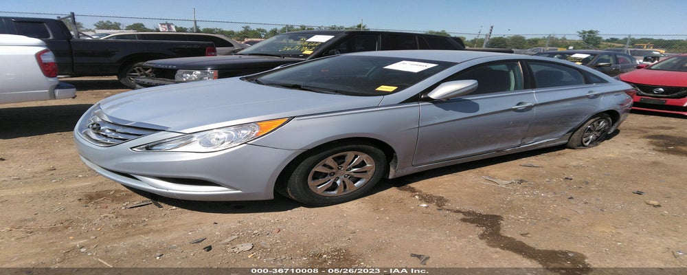 5NPEB4AC5BH041360 2011 HYUNDAI SONATA photo no. 2