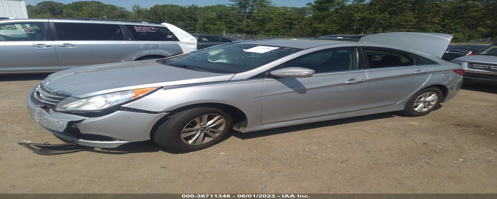 5NPEB4AC2EH926409 2014 HYUNDAI SONATA photo no. 2