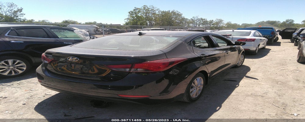 5NPDH4AE1FH583458 2015 HYUNDAI ELANTRA photo no. 4