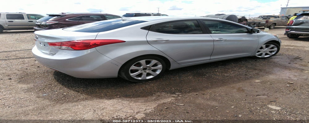 5NPDH4AE4DH177722 2013 HYUNDAI ELANTRA photo no. 4