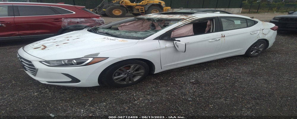 5NPD84LF9JH290180 2018 HYUNDAI ELANTRA photo no. 2