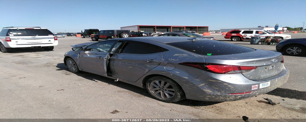 5NPDH4AE9FH602144 2015 HYUNDAI ELANTRA photo no. 3