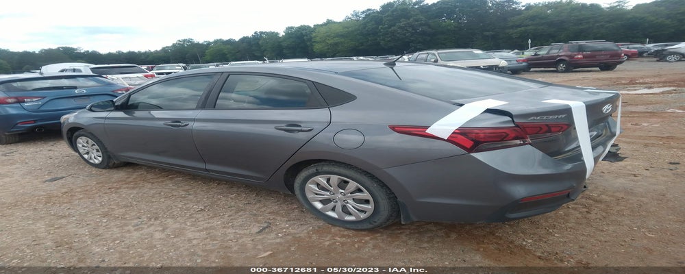 3KPC24A32JE025188 2018 HYUNDAI ACCENT photo no. 3