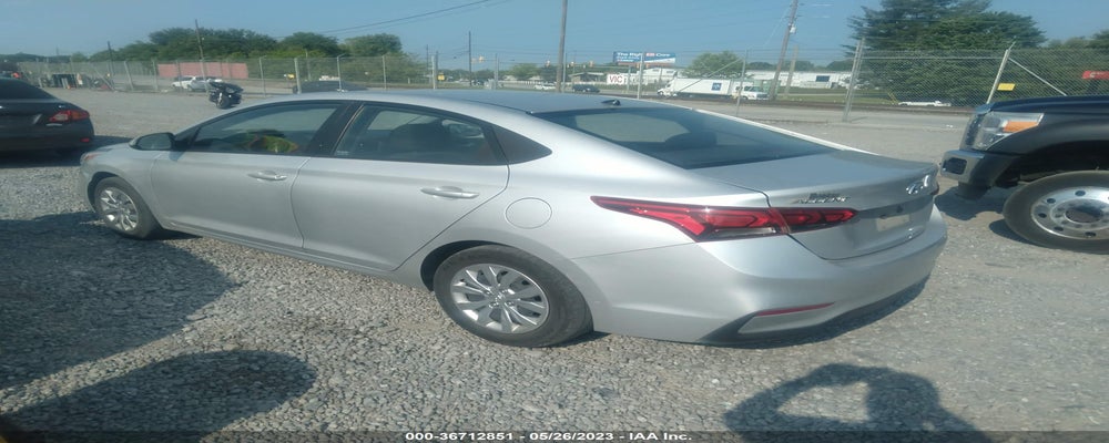 3KPC24A32JE023120 2018 HYUNDAI ACCENT photo no. 3