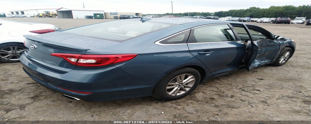 5NPE24AF2HH493141 2017 HYUNDAI SONATA photo no. 4