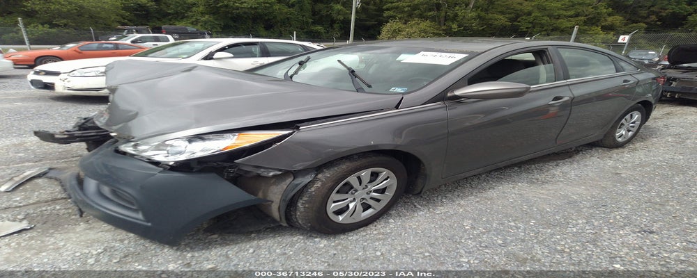5NPEB4AC0DH509868 2013 HYUNDAI SONATA photo no. 2