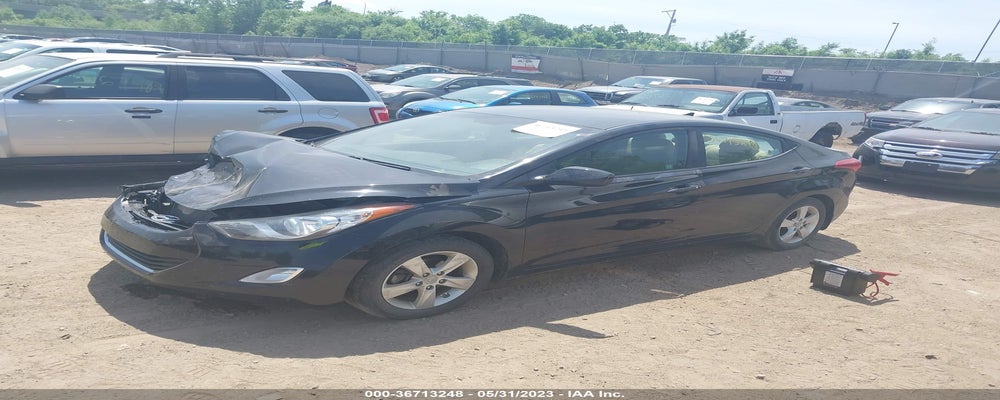 5NPDH4AE2DH161096 2013 HYUNDAI ELANTRA photo no. 2