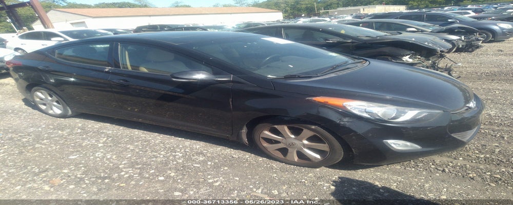 5NPDH4AE8DH303743 2013 HYUNDAI ELANTRA photo no. 3