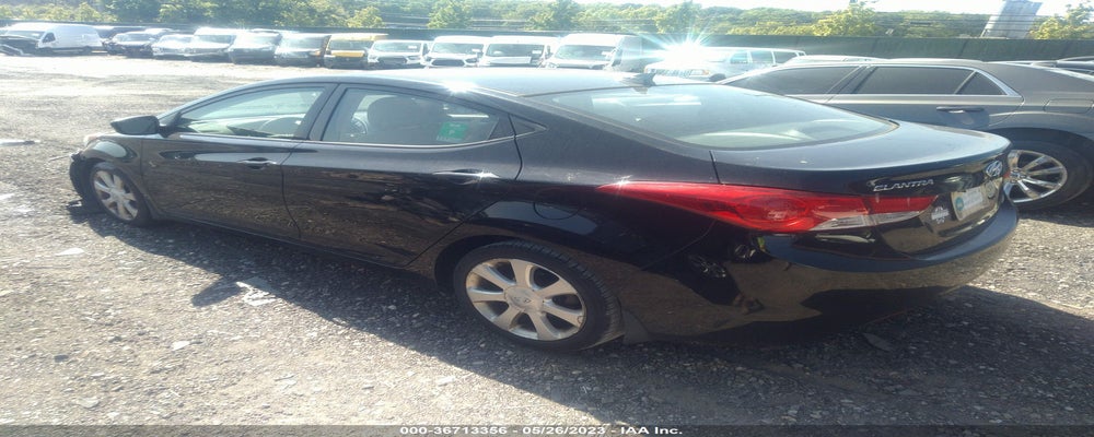 5NPDH4AE8DH303743 2013 HYUNDAI ELANTRA photo no. 3