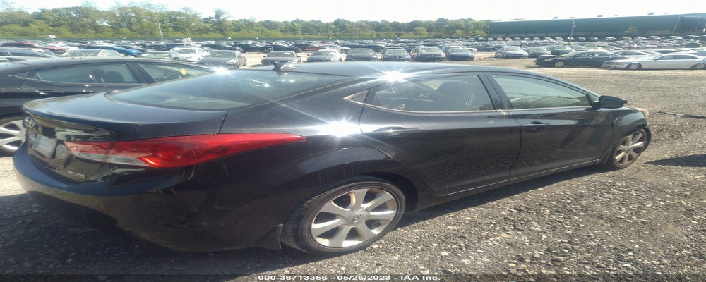 5NPDH4AE8DH303743 2013 HYUNDAI ELANTRA photo no. 4