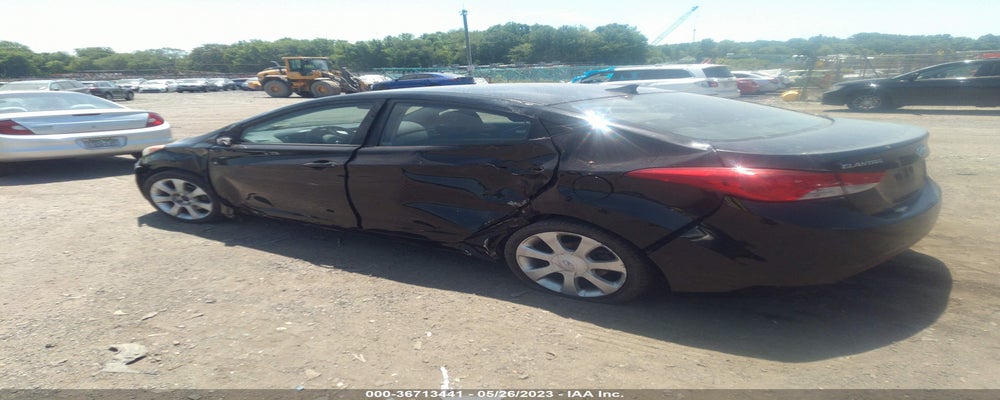 KMHDH4AE3BU096399 2011 HYUNDAI ELANTRA photo no. 3