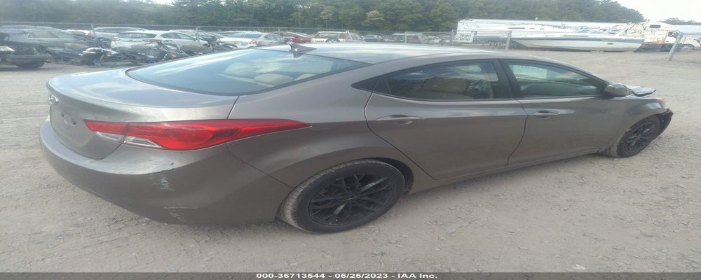 5NPDH4AE7DH209207 2013 HYUNDAI ELANTRA photo no. 4