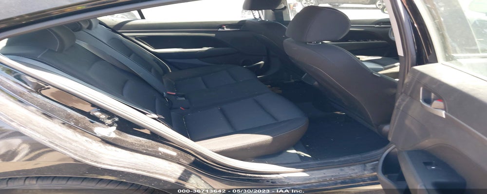 KMHD84LF2JU502984 2018 HYUNDAI ELANTRA photo no. 8