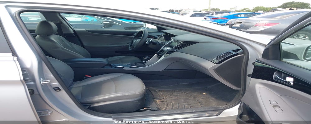 5NPEC4AB8BH202918 2011 HYUNDAI SONATA photo no. 5