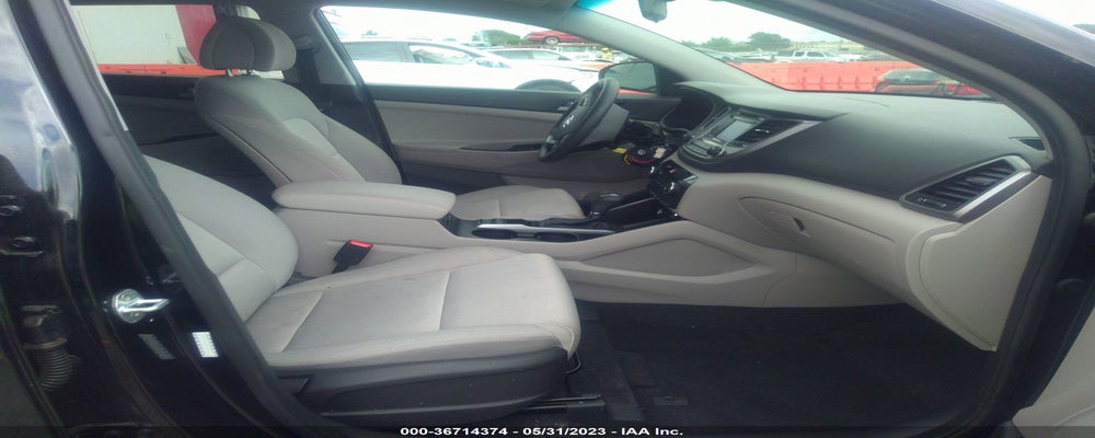 KM8J3CA46HU339215 2017 HYUNDAI TUCSON photo no. 5