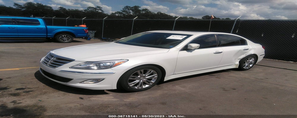 KMHGC4DD8DU247562 2013 HYUNDAI GENESIS photo no. 2