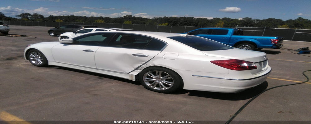 KMHGC4DD8DU247562 2013 HYUNDAI GENESIS photo no. 3