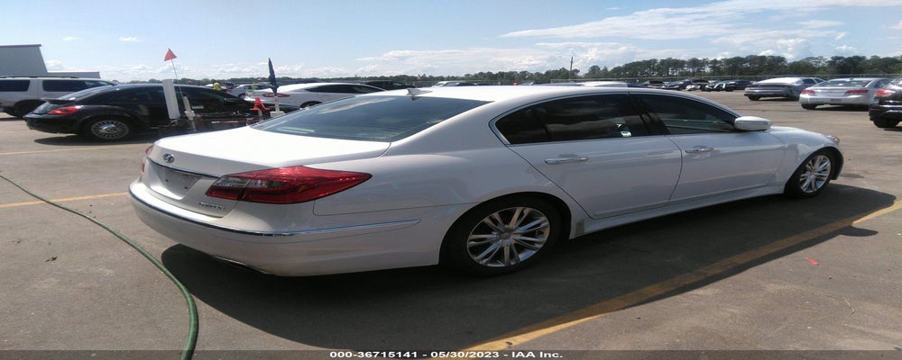 KMHGC4DD8DU247562 2013 HYUNDAI GENESIS photo no. 4