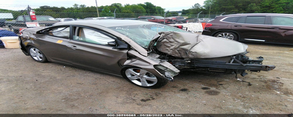 5NPDH4AE4DH280252 2013 HYUNDAI ELANTRA photo no. 14