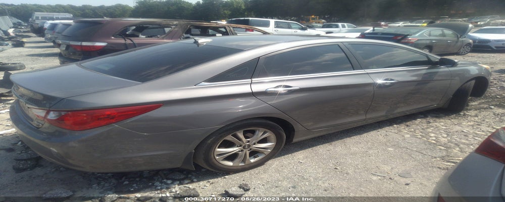 5NPEC4AC4DH563607 2013 HYUNDAI SONATA photo no. 4