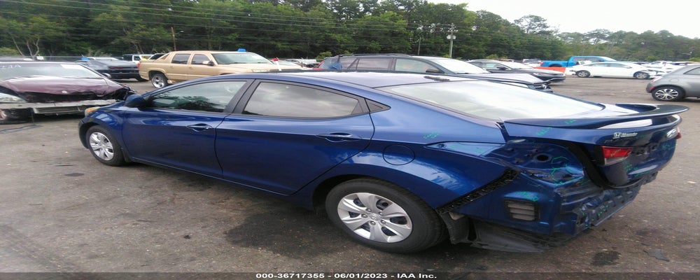 5NPDH4AE7GH774108 2016 HYUNDAI ELANTRA photo no. 3