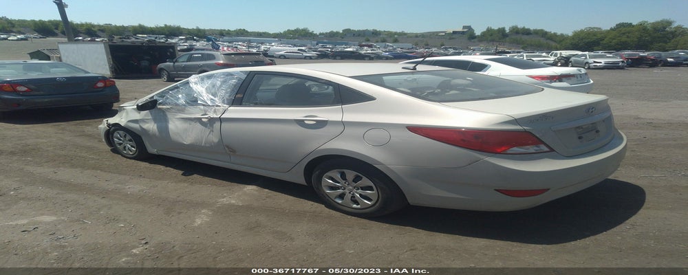 KMHCT4AE3FU927562 2015 HYUNDAI ACCENT photo no. 3