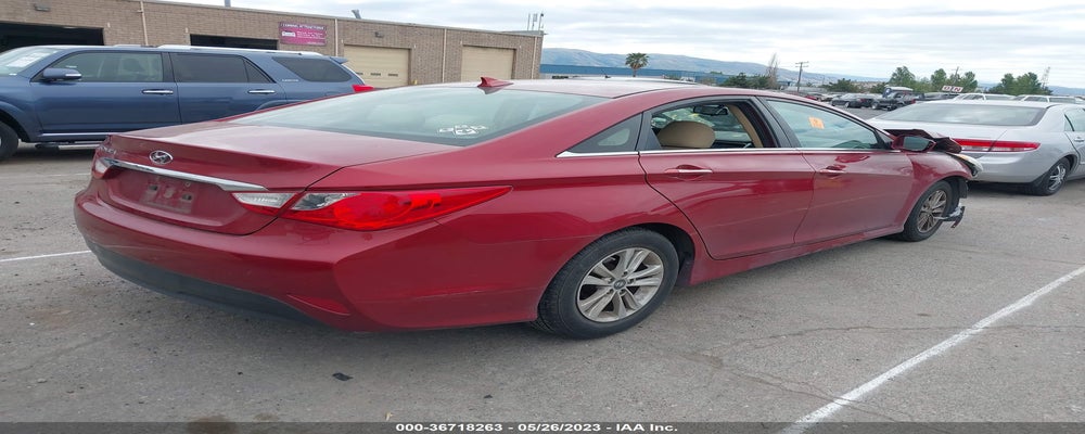 5NPEB4AC4EH834881 2014 HYUNDAI SONATA photo no. 4