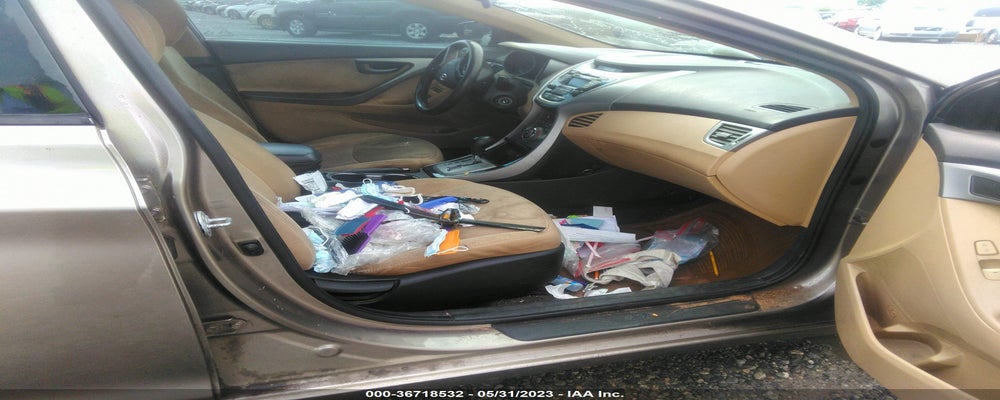 5NPDH4AEXDH378315 2013 HYUNDAI ELANTRA photo no. 5